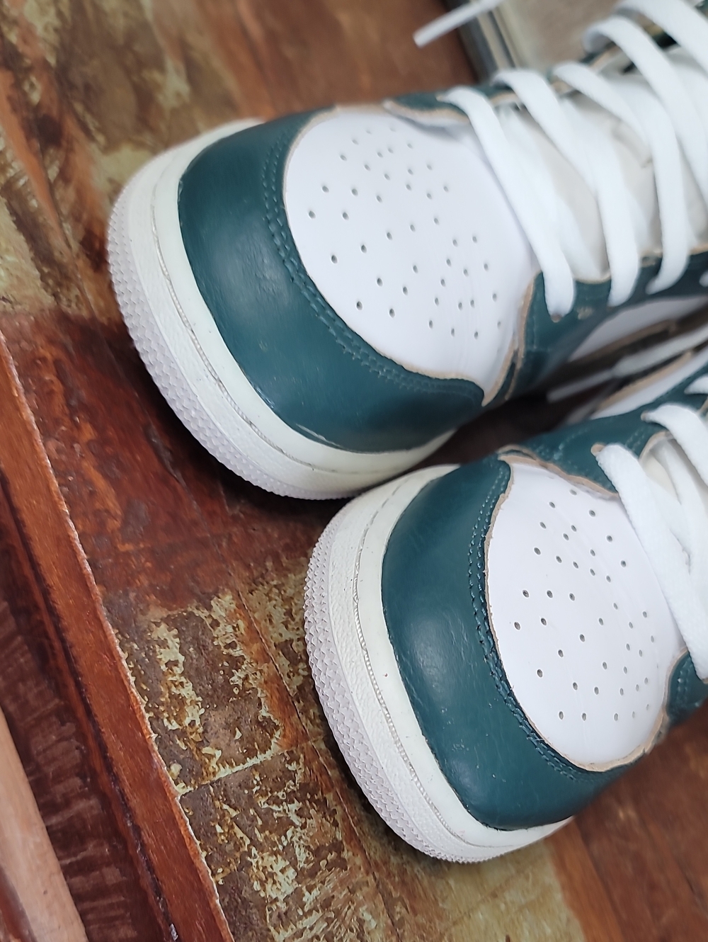 Nike Air Jordan 1 Mid SE 'Oxidized Green' Wmns 8 Good Condition Fast Shipping - Picture 13 of 15